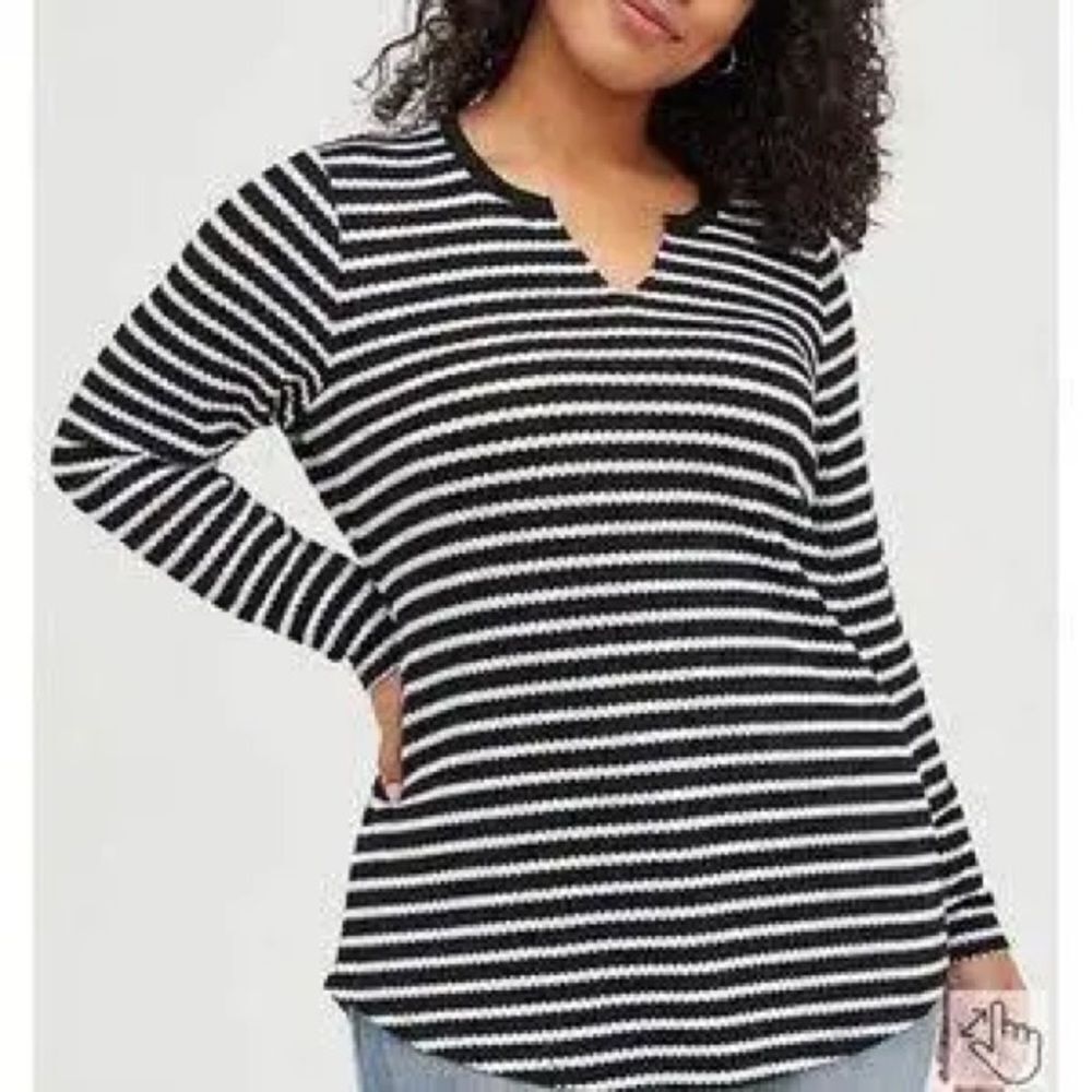Torrid Navy & White Striped Notch Neck Waffle Knit Top Size 2